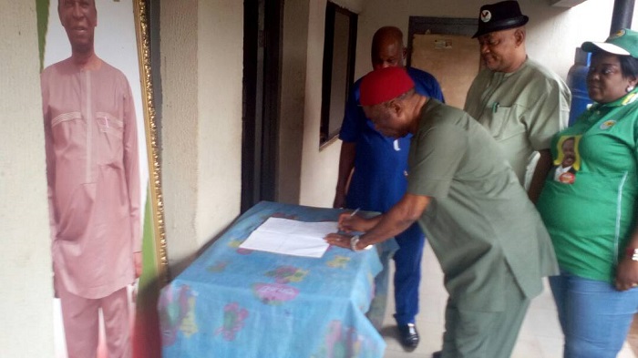 APGA Condoles Families Of Deceased Members