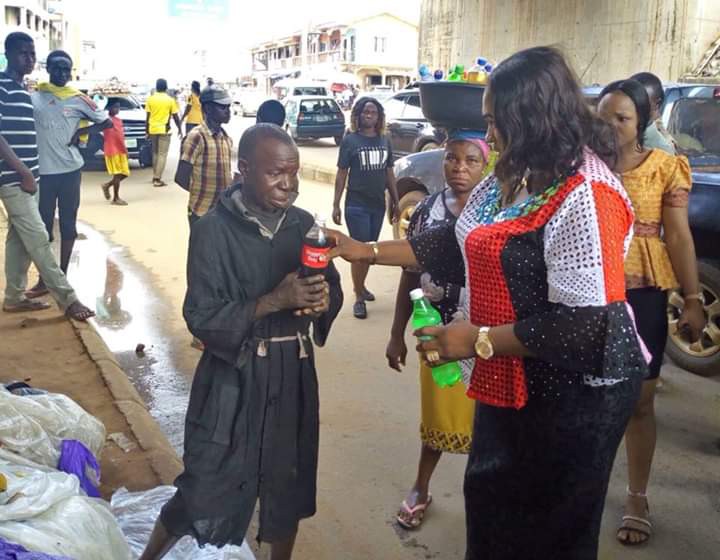 Mentally  Challenged Woman Caught With Tens Of Thousands Of Naira In Awka