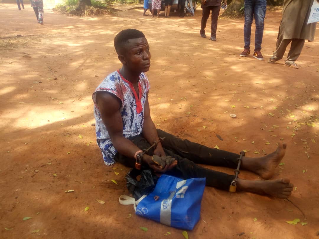 Boy 19 Apprehended  With Human Parts  And Blood In Awka