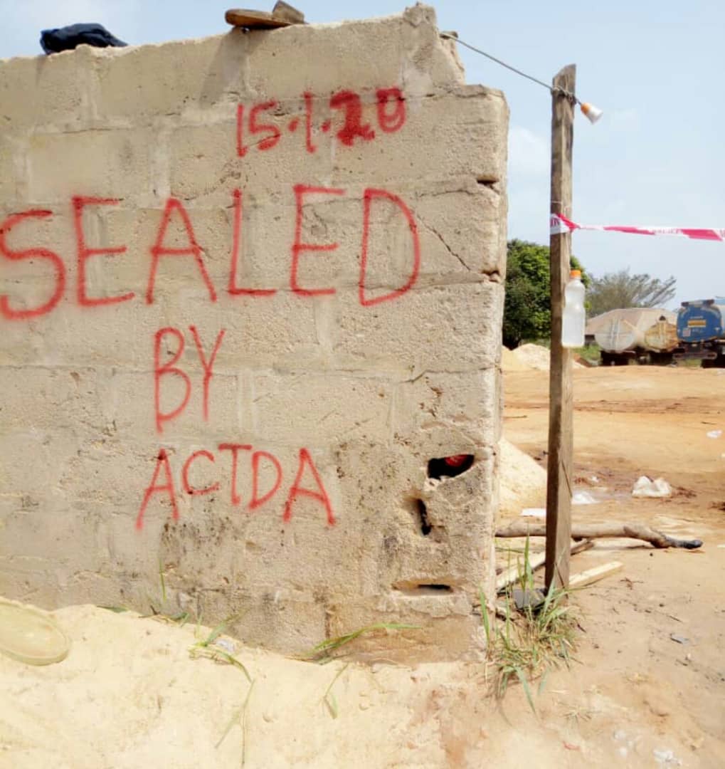 ACTDA Seals Off Illegal Workshops At Amawbia Bypass, Awka South Council Area
