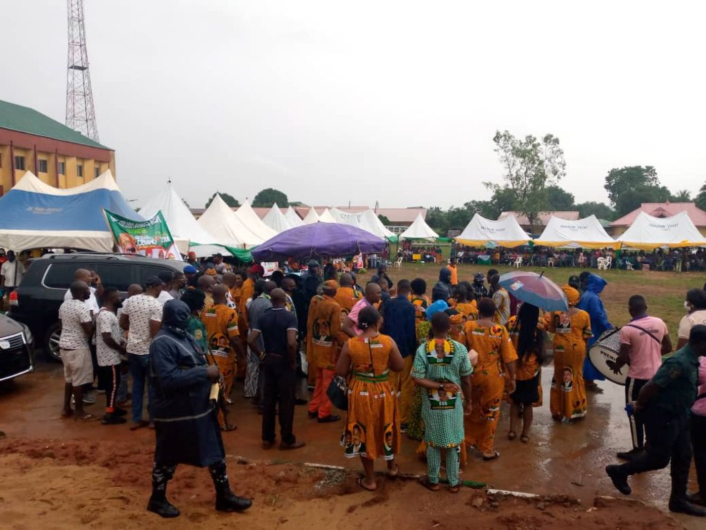 Anambra Governor’s Wife, Dr Mrs Obiano Pledges To Touch More Lives As She Tours Oyi And Dunukofia LGAs.
