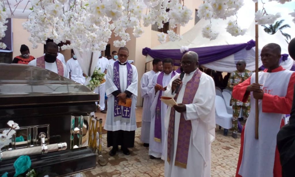 Late Christopher Okoye Laid To Rest At Enugwu Agidi, Njikoka Council Area