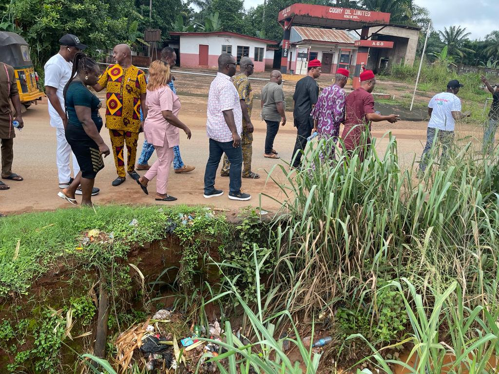 Anambra Works Commissioner Inspects Failed Portion On Nnokwa Axis of Agulu-Nnewi Road
