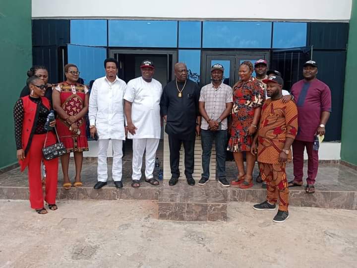 APGA Extends Hands Of Fellowship To Support Groups