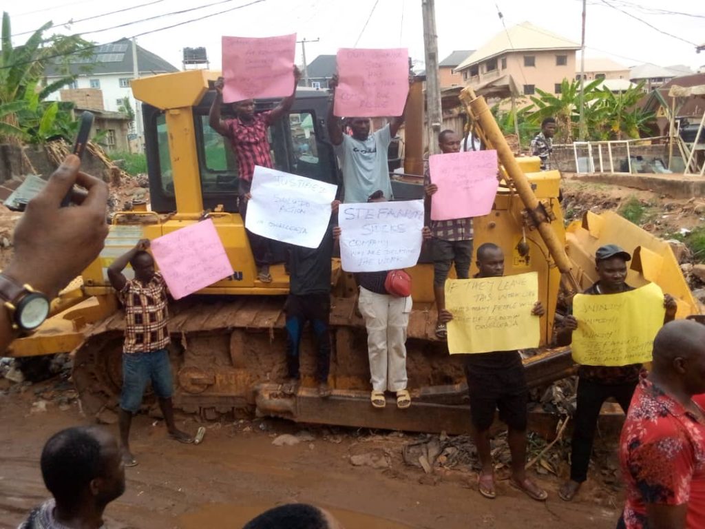 Residents Of Owelle Aja Obosi Asks Anambra State Govt To Order Contractor Back To Site