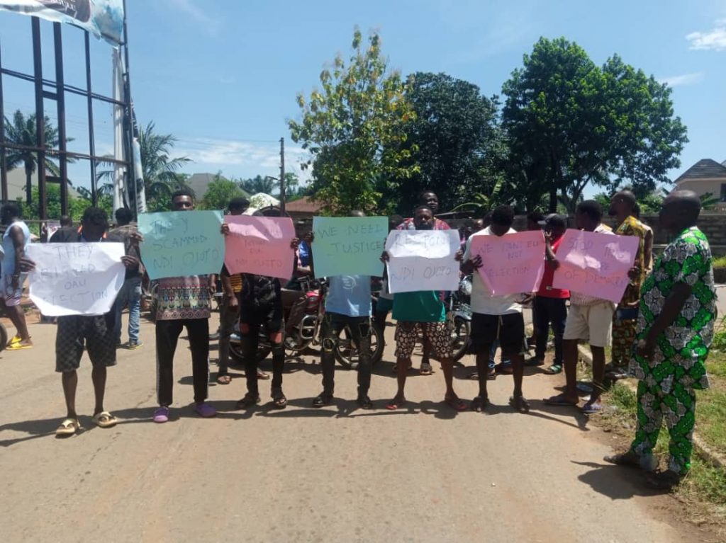 Ojoto Youths Protest Against Town Union Election