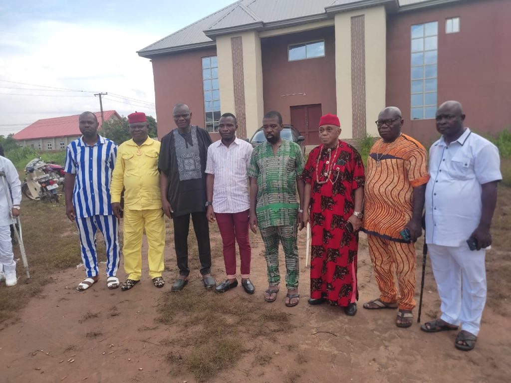 Isuaniocha  Community Inaugurates Thirteen-man Committee To Chart Course Of Peace