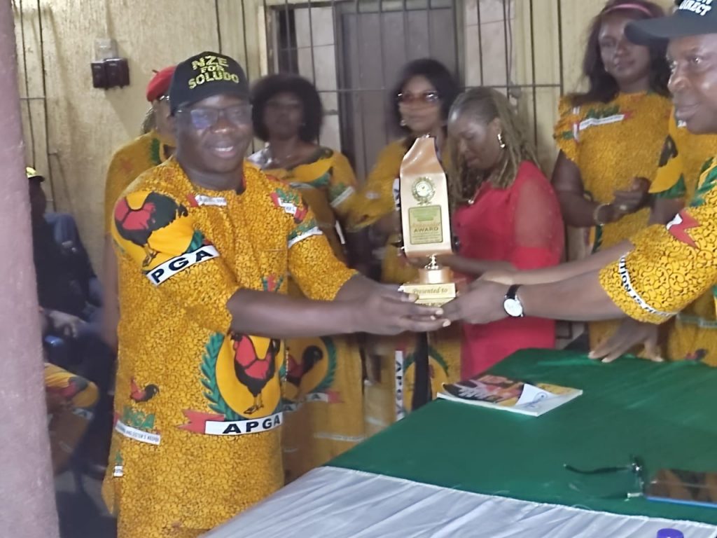 New Exco Of APGA At Ogbo Efere Market Ogbaru Inaugurated