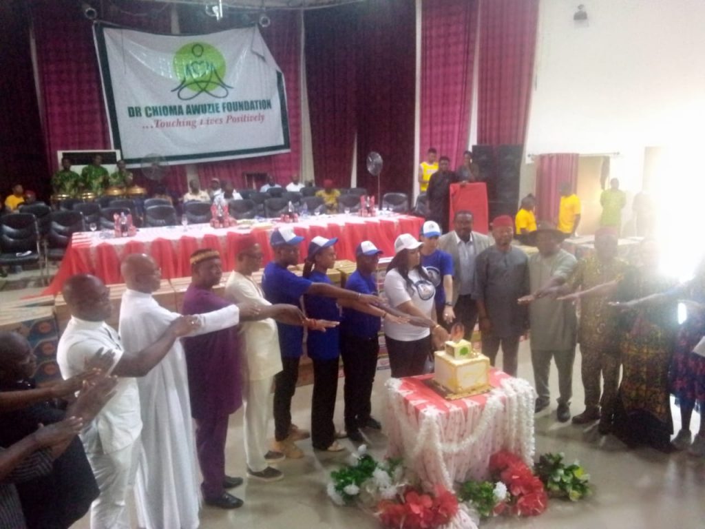 17 Undergraduates Benefit From Dr Chioma Awuzie Foundation 2024 Annual Scholarship Award