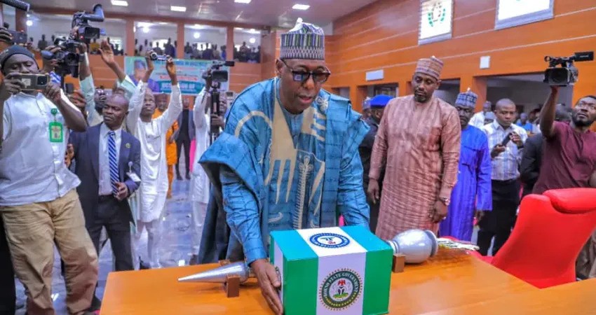 Gov. Zulum Presents N584Bn Budget Proposal To  Borno State Assembly