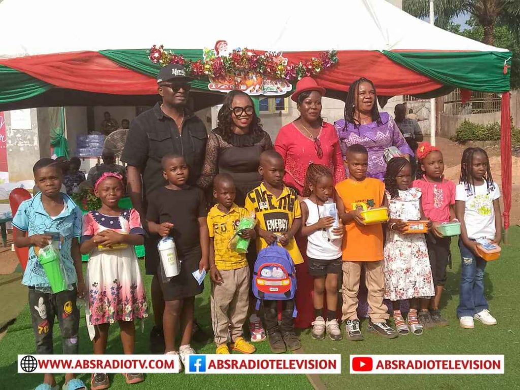 Philanthropist Ezeonu Hosts Nnobi Children To Christmas Party