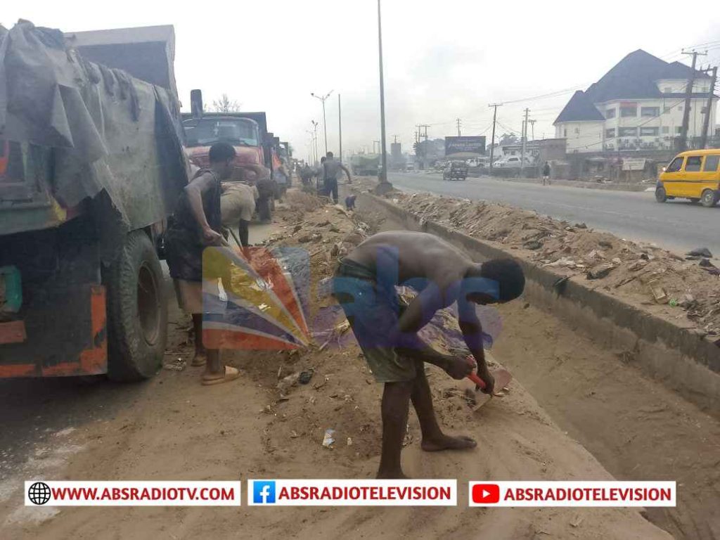 Onitsha Residents Commend Distilling Of Drainage Channels Along  Enugu – Onitsha Expressway