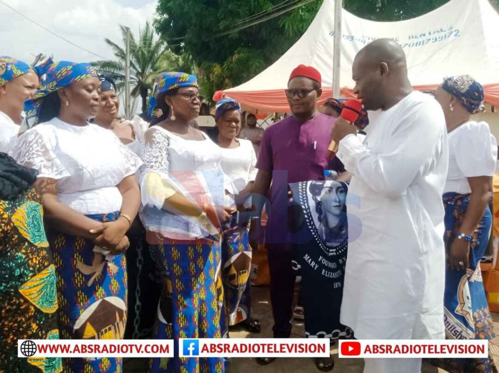 Federal Lawmaker Senator Nwoye Donates Uniform To Catholic, Anglican Women