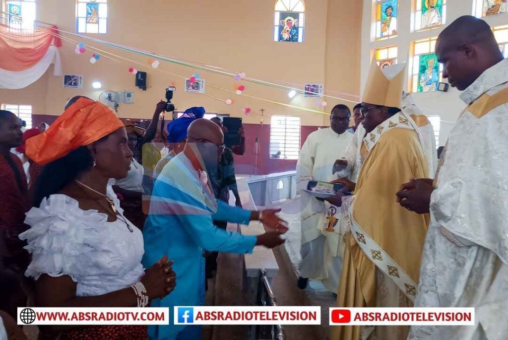 Bishop Isizoh Dedicates New Church Building At Saint Mary’s Catholic Church, Eziagulu-Otu