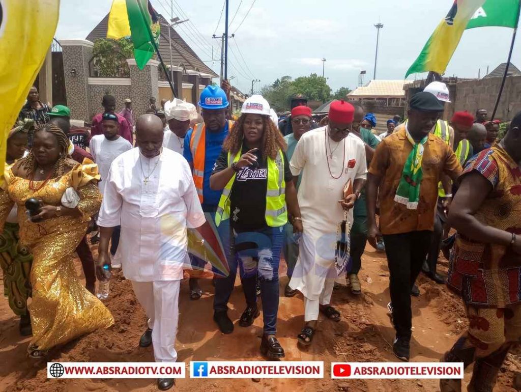 Idemili South Chairman Obi Flags -Off Saint Gerald Avenue Road Project